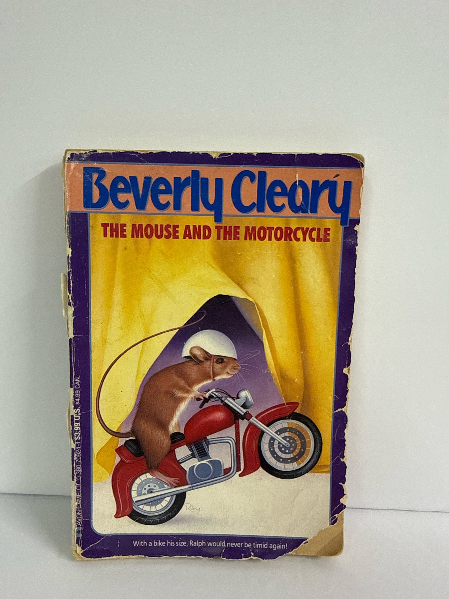 The Mouse and the Motorcycle Beverly Cleary Avon Books Juvenile Books