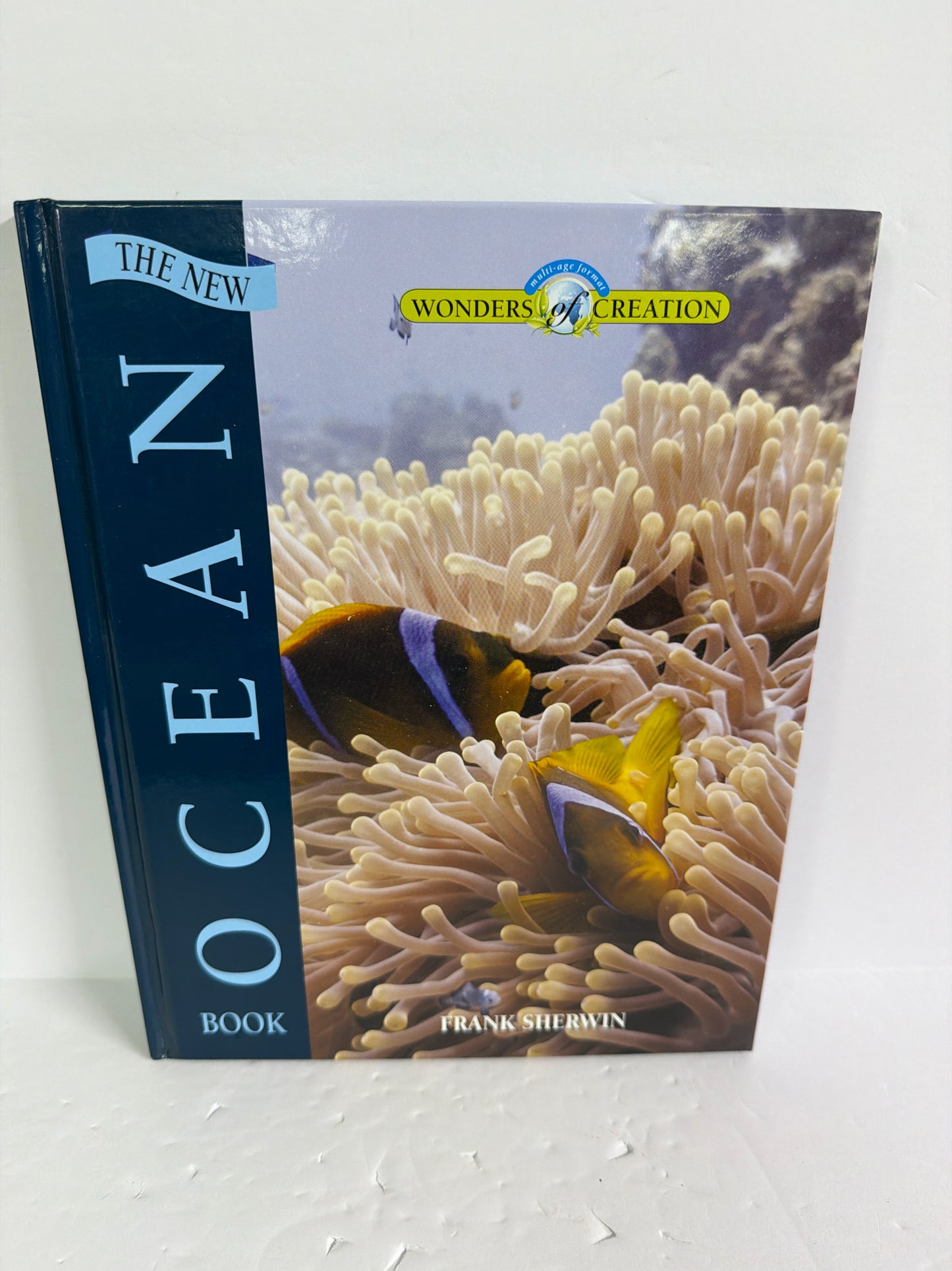 The New Ocean Book MasterBooks Student Text Pre-Owned Science Textbooks