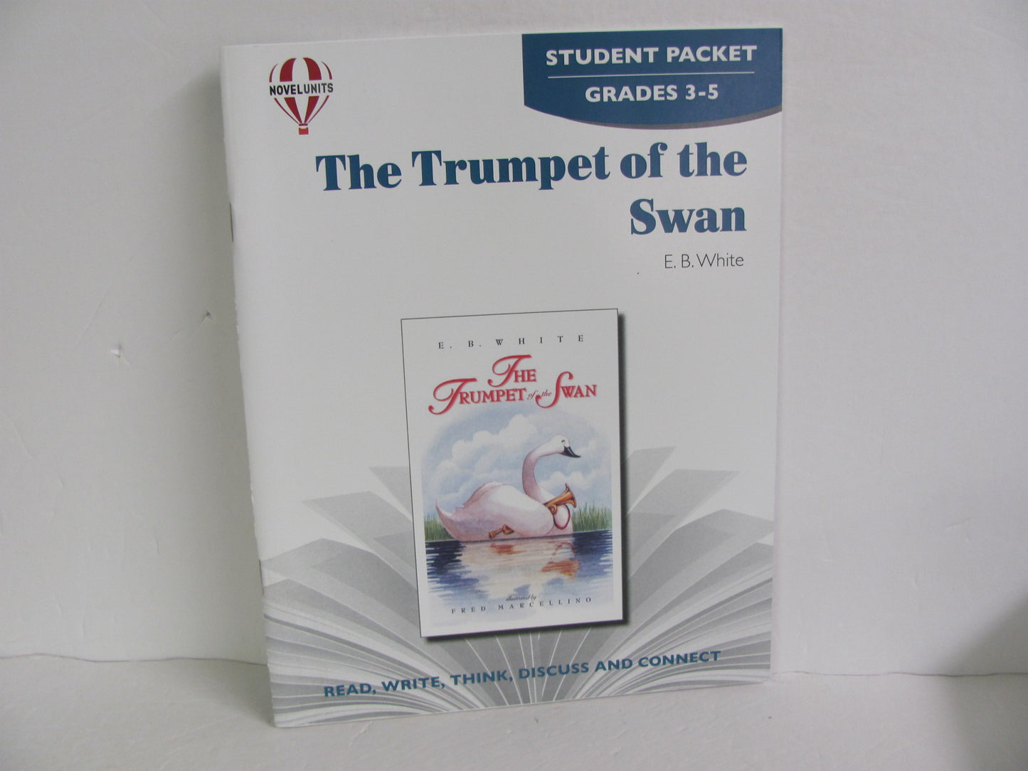 The Trumpet of the Swan Novel Units Set Pre-Owned White Fiction Books