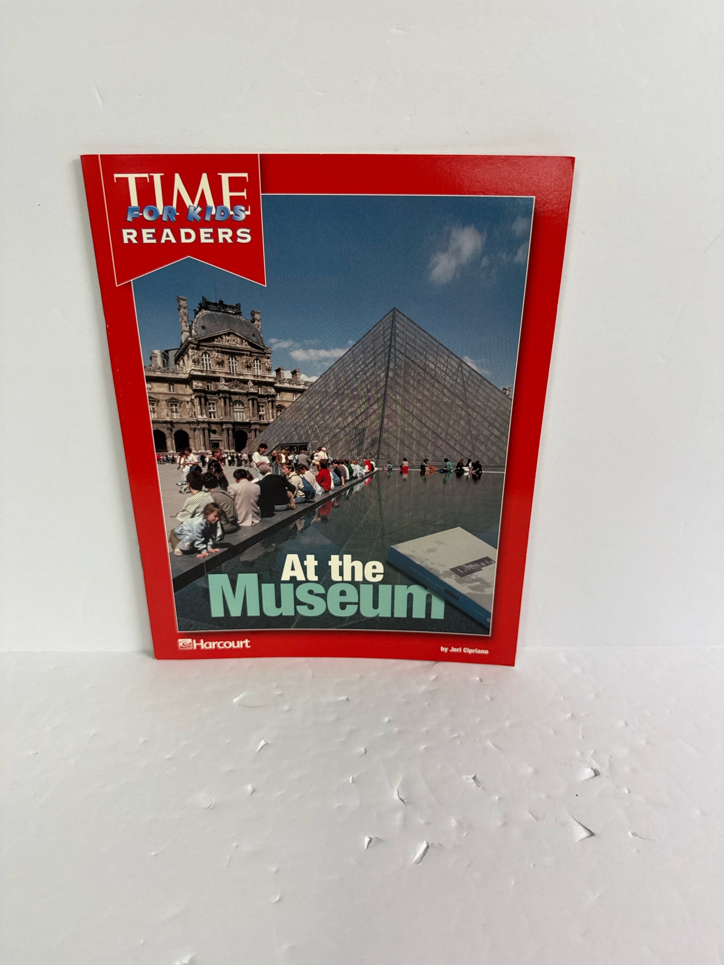 At the Museum Harcourt Reader Pre-Owned Jeri Cipriano Reading Textbooks