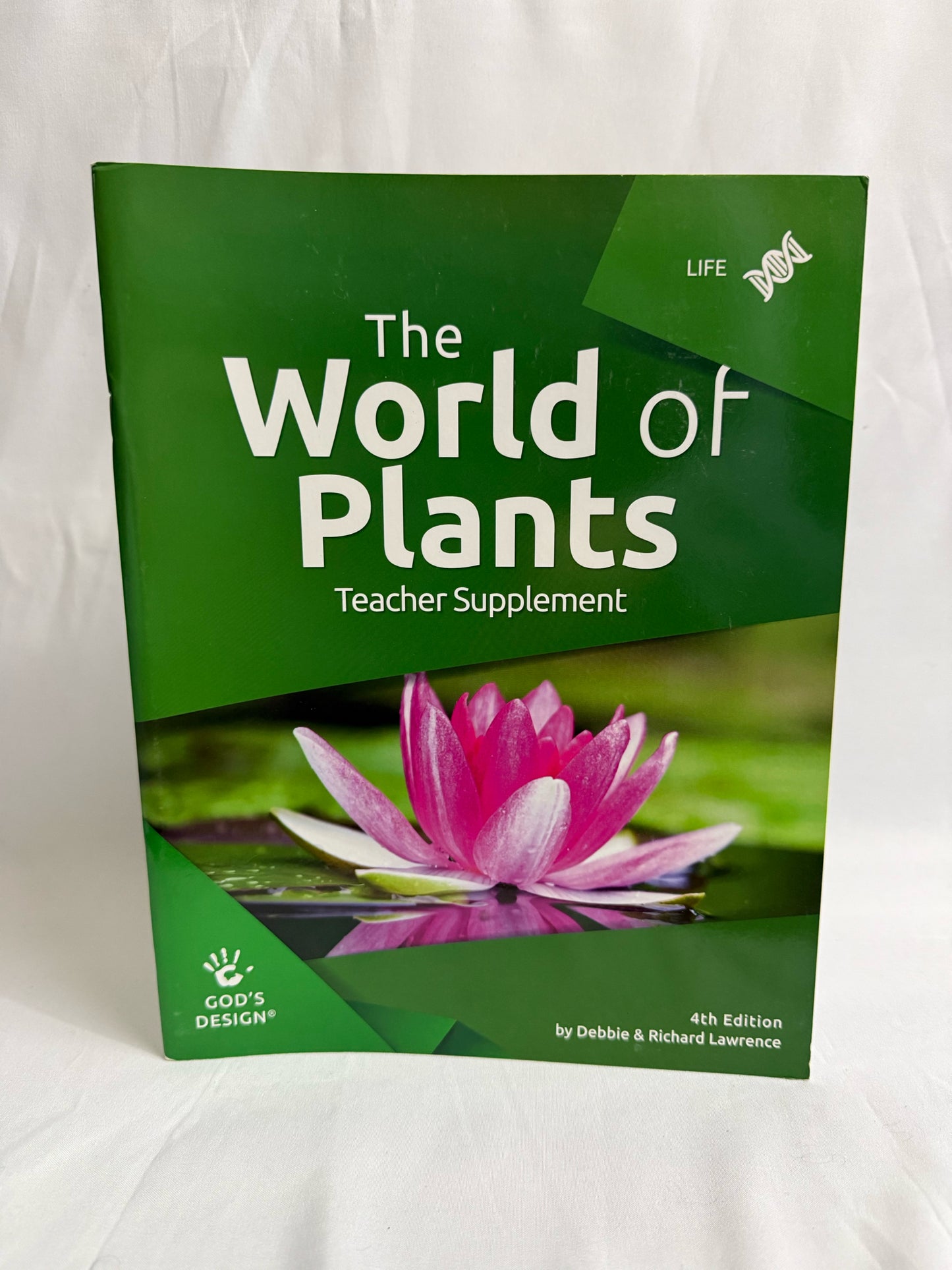 The World of Plants- Answers in Genesis Pre-Owned Elementary Science Textbooks