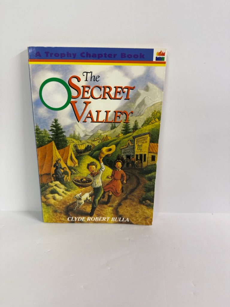 The Secret Valley Harper Trophy Pre-Owned Clyde Robert Bulla Fiction Books