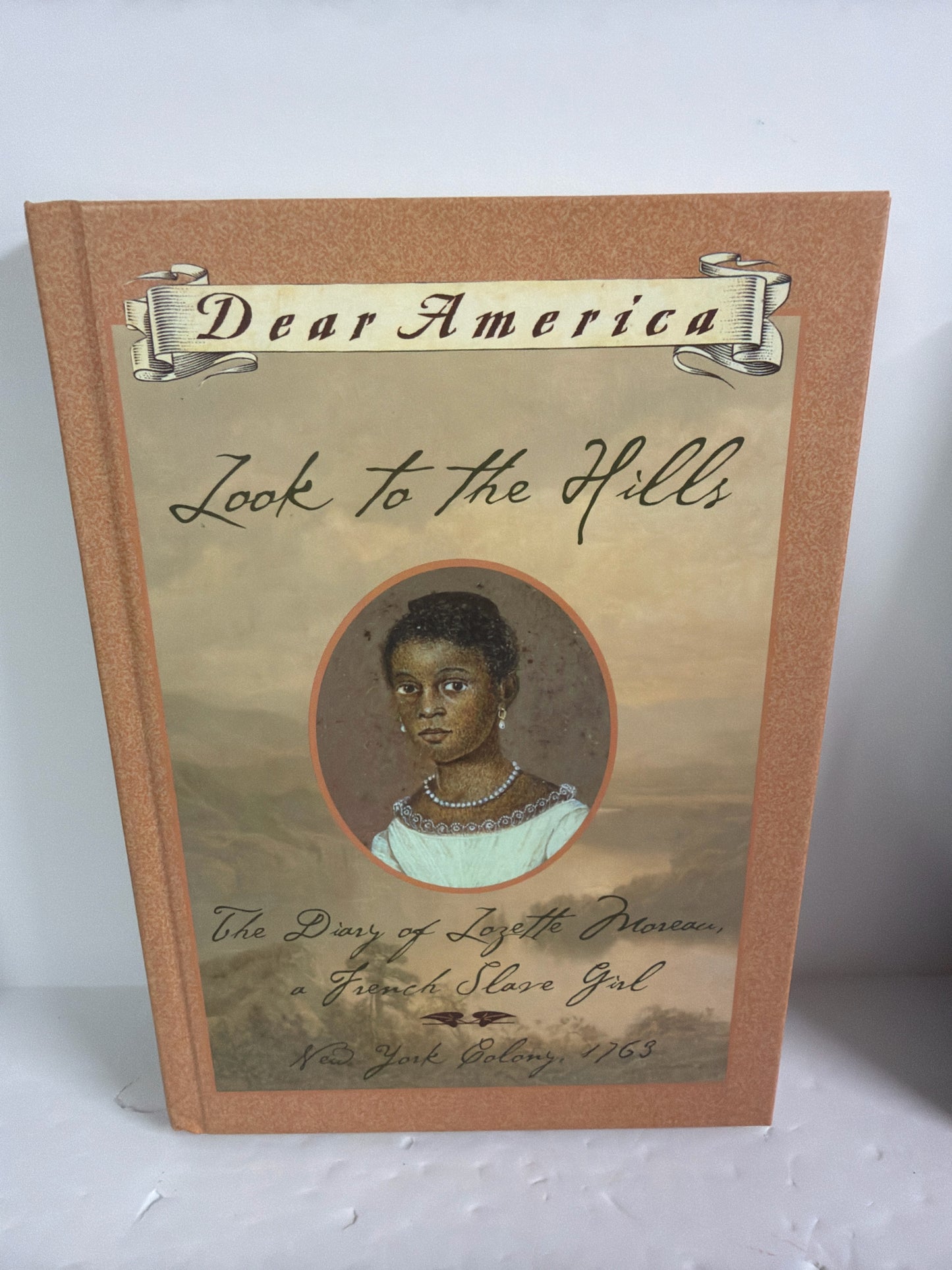 Look to the Hills Scholastic Pre-Owned Patricia C. McKissack Historical Fiction
