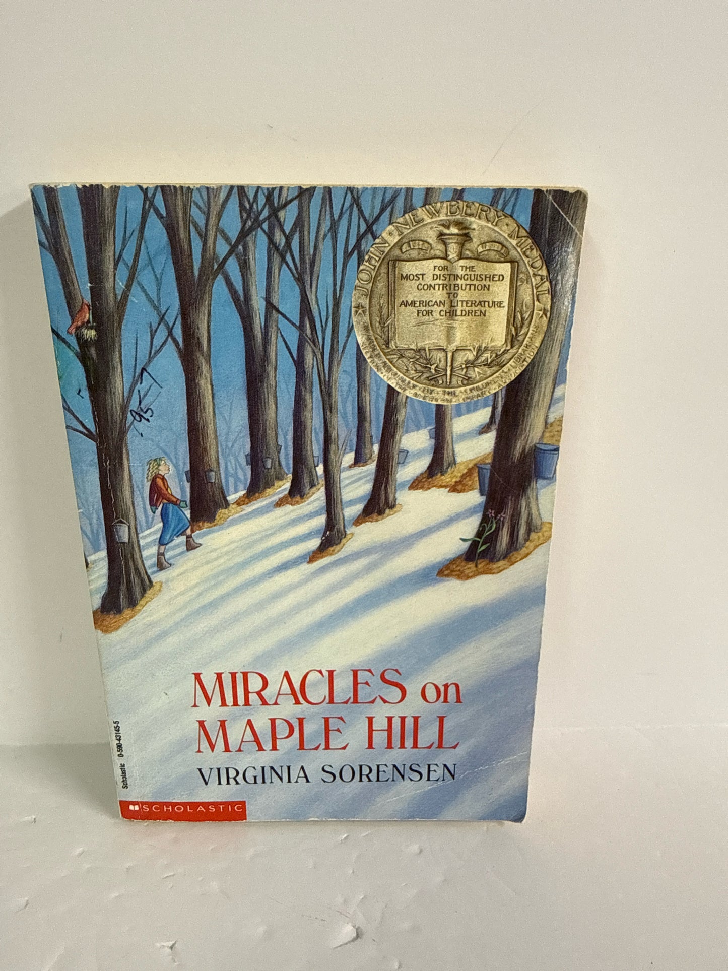 Miracles on Maple Hill Scholastic Pre-Owned Virginia Sorensen Fiction