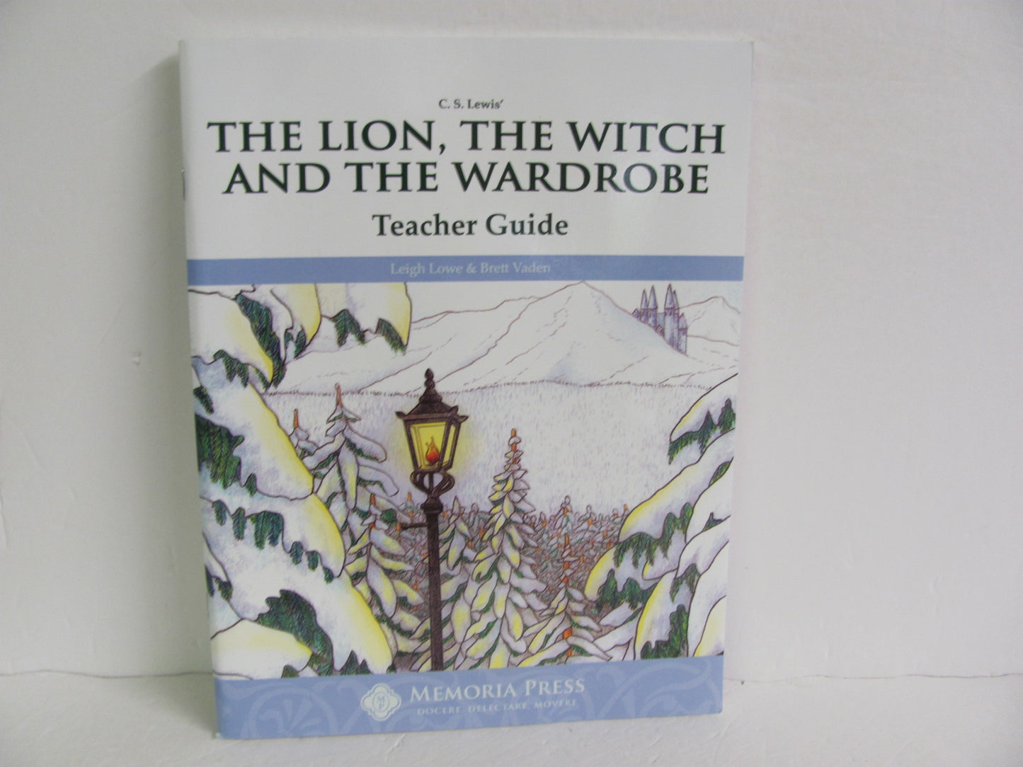 The Lion, The Witch and the Wardrob Memoria Press Lewis 4th Grade Fiction Books