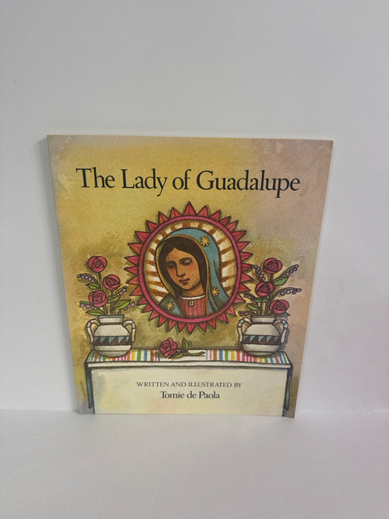 The Lady of Guadalupe Tomie de Paola Holiday House Paperback Books