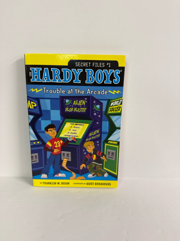 Trouble at the Arcade Franklin W. Dixon Simon & Schuster Juvenile Books