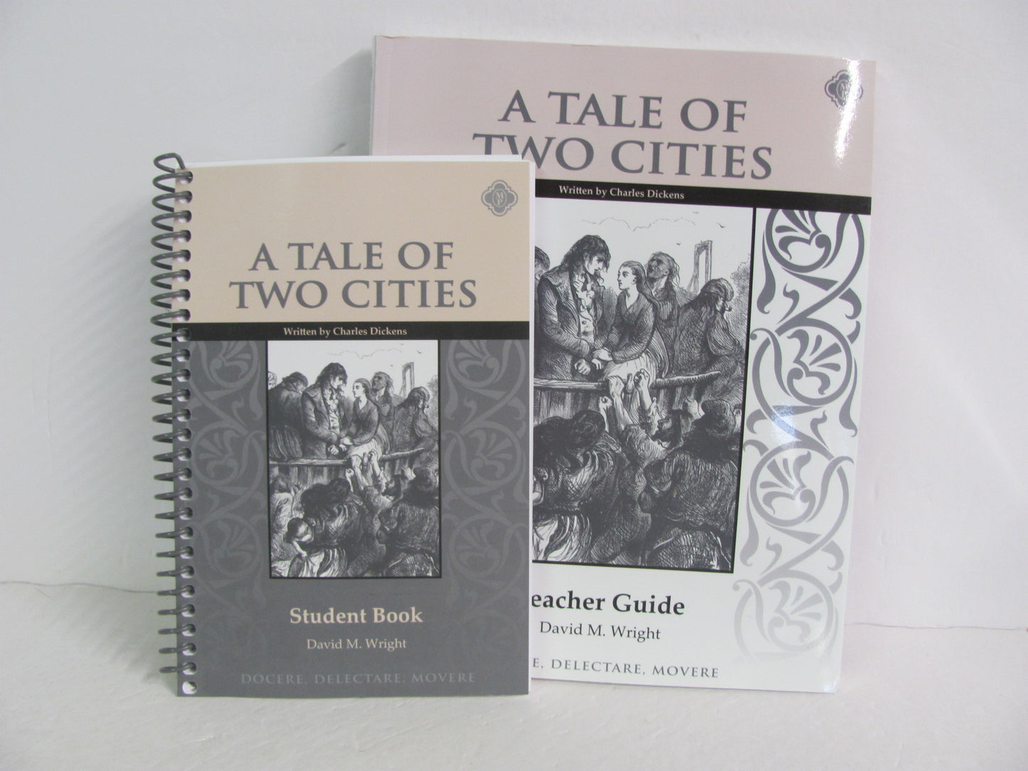 A Tale of Two Cities Memoria Press Set Pre-Owned Dickens Fiction Books