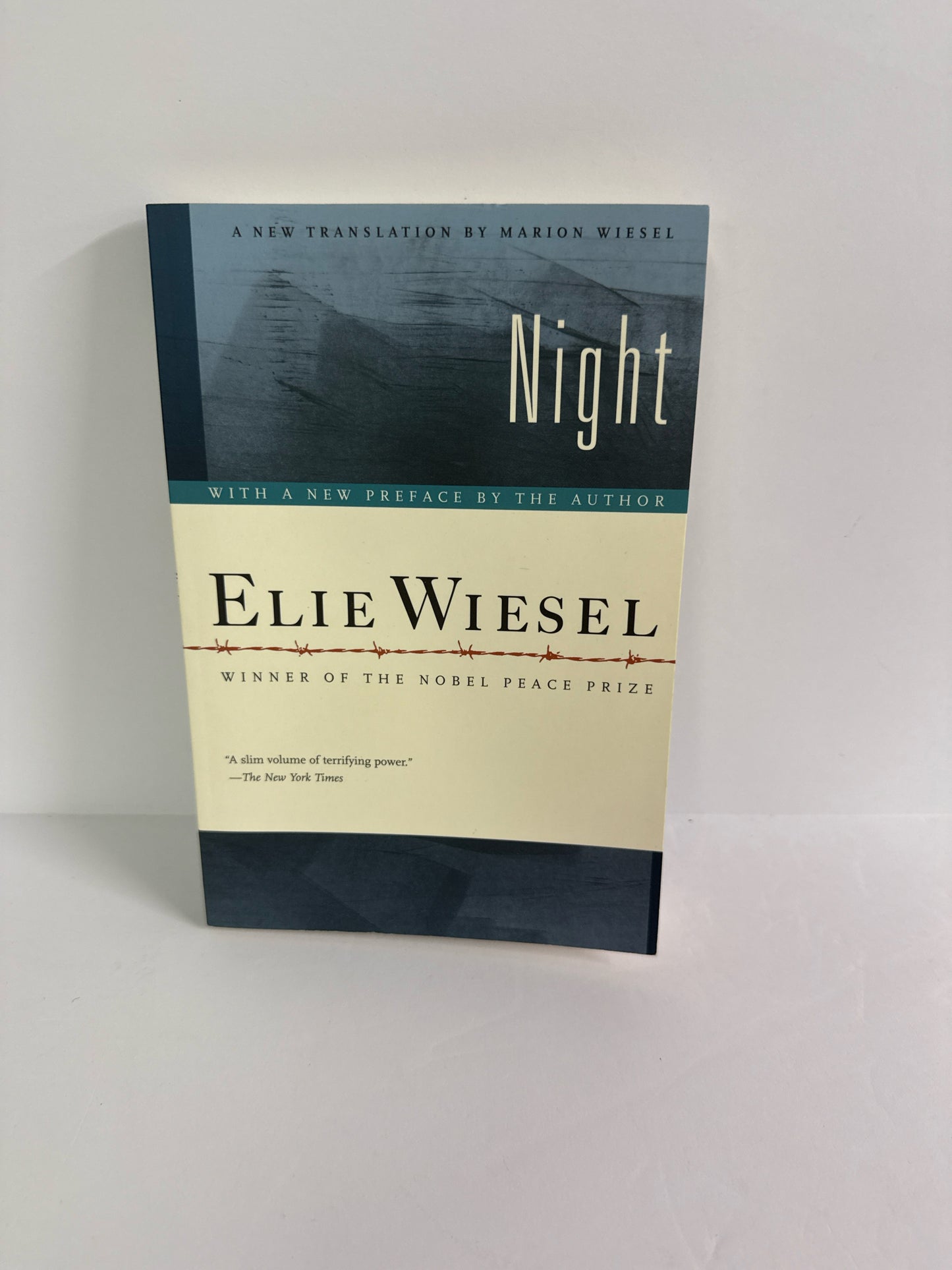 Night Hill and Wang Pre-Owned Ellie Wiesel Autobiography Books