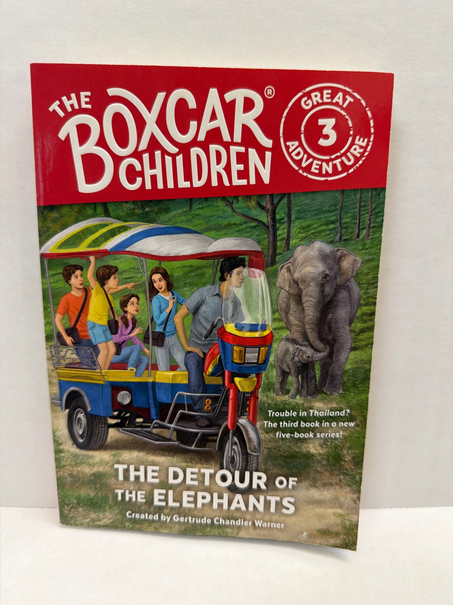 The Detour of the Elephants Albert Whitman Pre-Owned Elementary Fiction Books