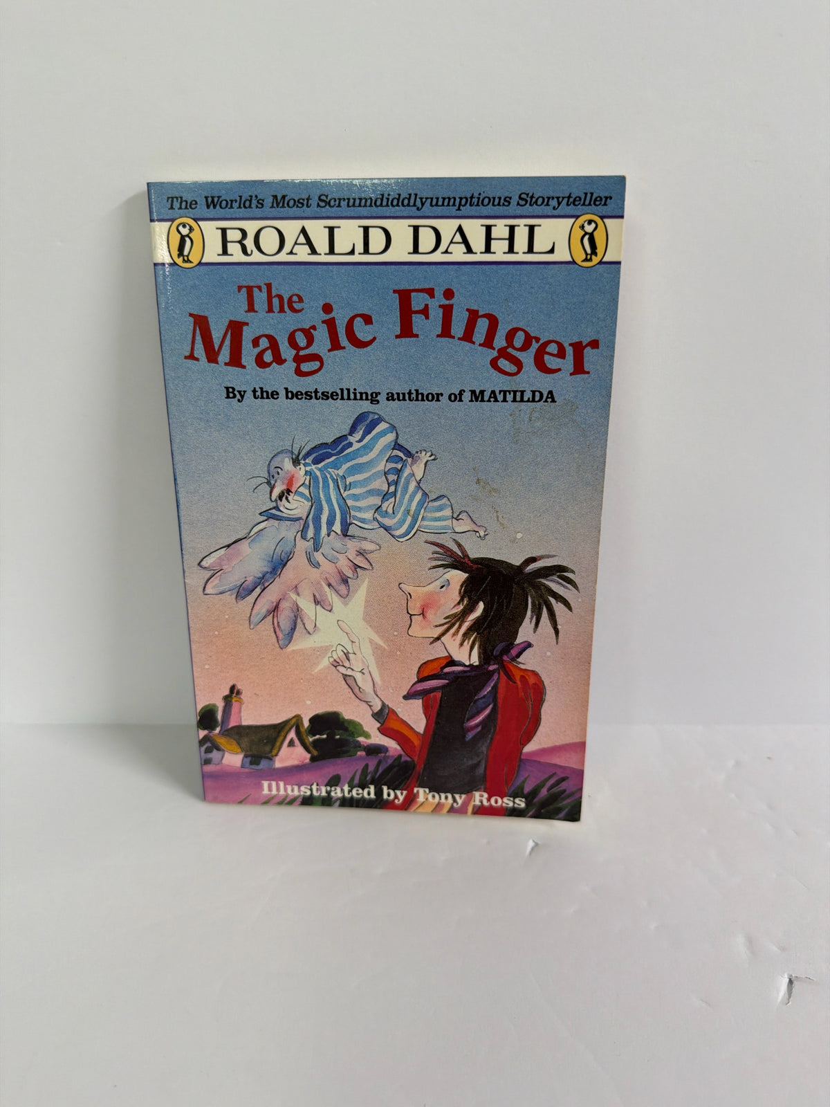 The Magic Finger Puffin Books Pre-Owned Ronald Dahl Elementary Fiction Books