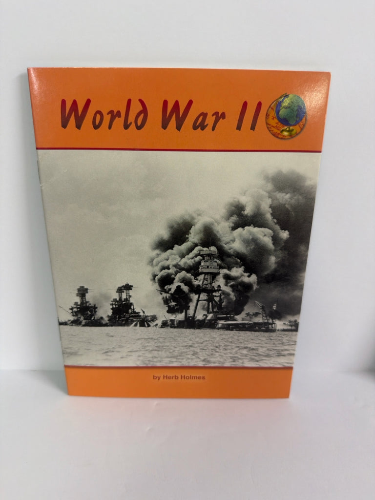 World War II McGraw-Hill Reader Pre-Owned Herb Holmes Reading Textbooks