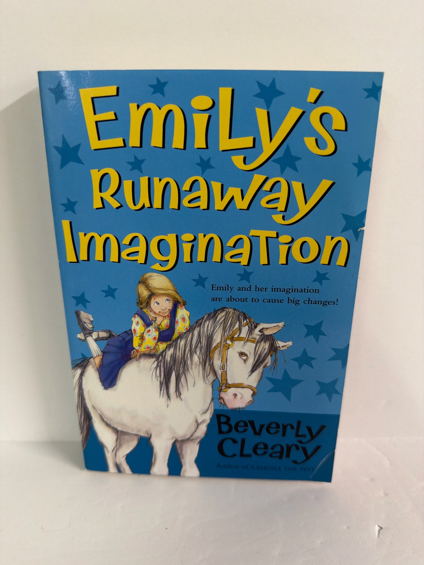 Emily's Runaway Imagination Harper Trophy Pre-Owned Beverly Cleary Fiction Books