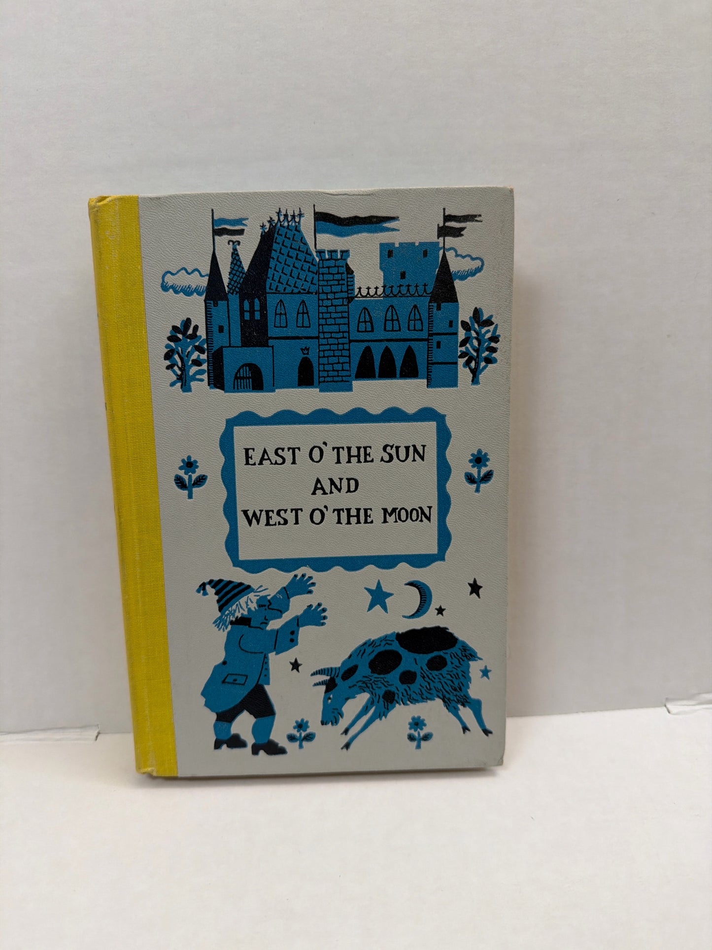 East O' The Sun and West O' The Moo Nelson Doubleday, Inc. Fiction Books