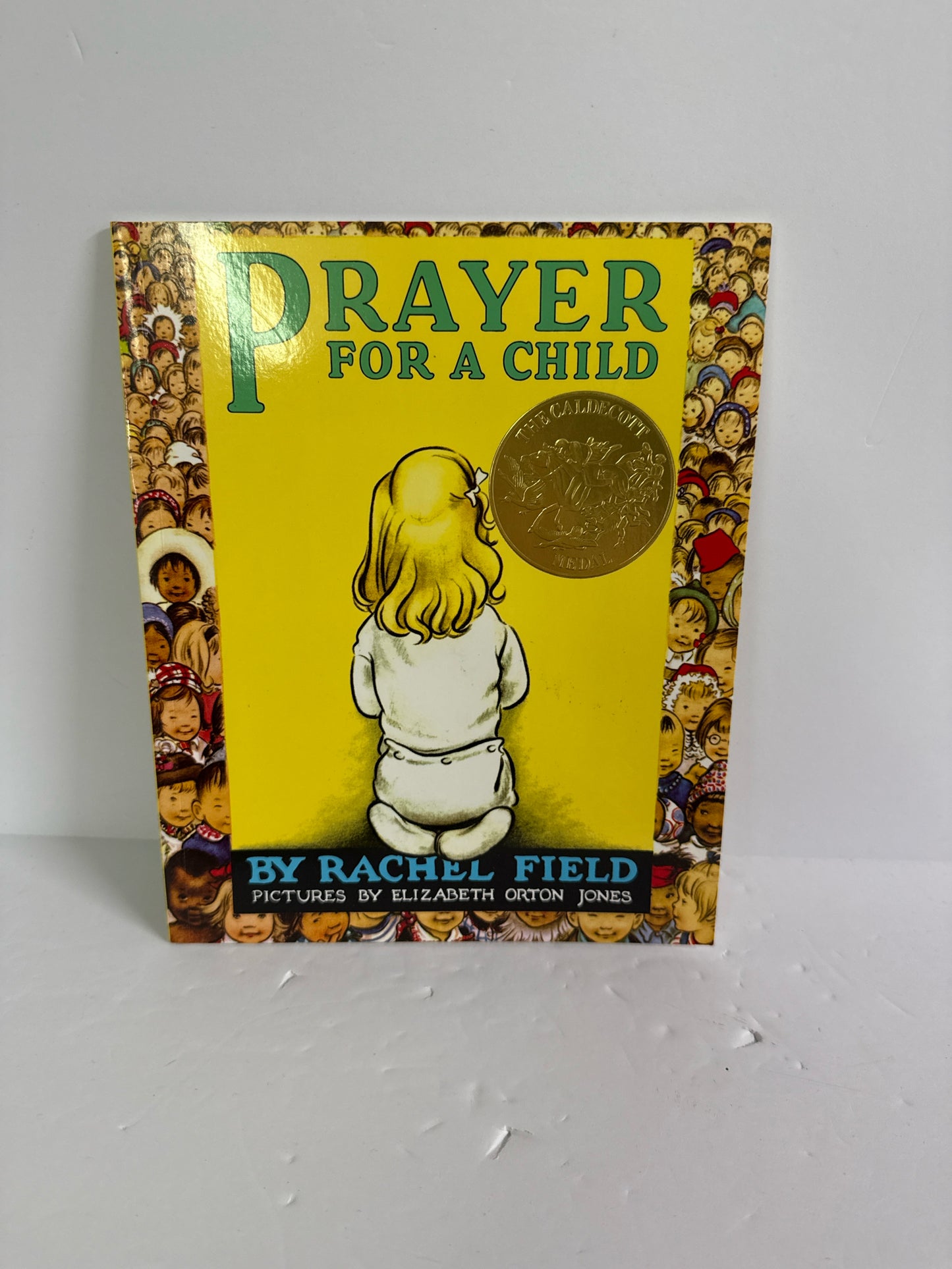 Prayer for a Child Aladdin Pre-Owned Rachel Field Elementary Children's Books