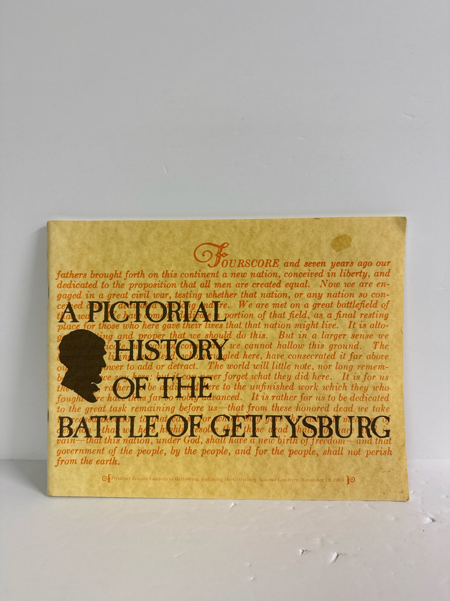 A Pictorial History Pre-Owned Elementary America at War