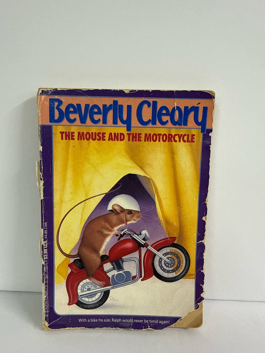 The Mouse and the Motorcycle Beverly Cleary Avon Books Juvenile Books