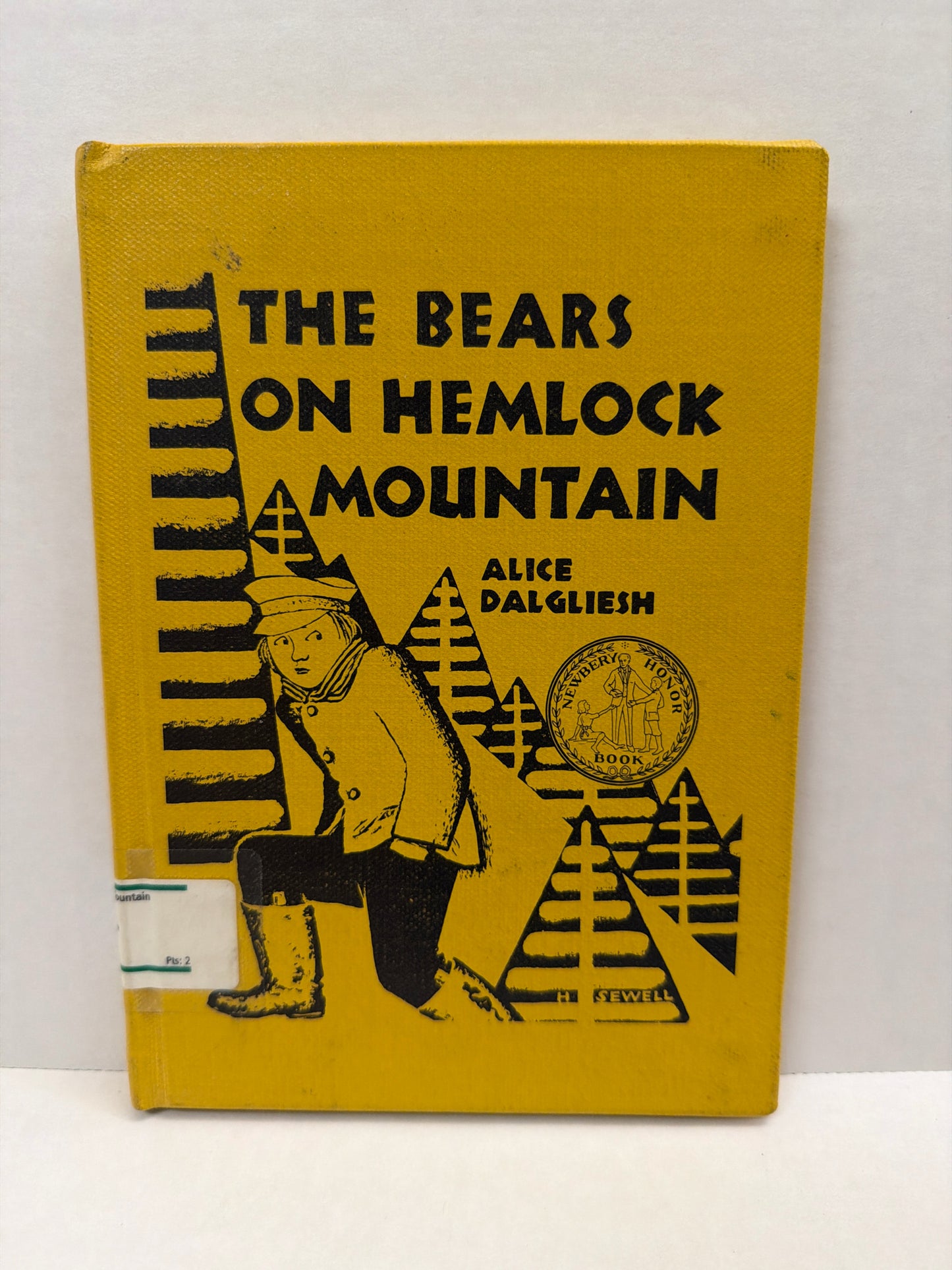 The Bears on Hemlock Aladdin Pre-Owned Alice Dalgliesh Elementary Fiction Books