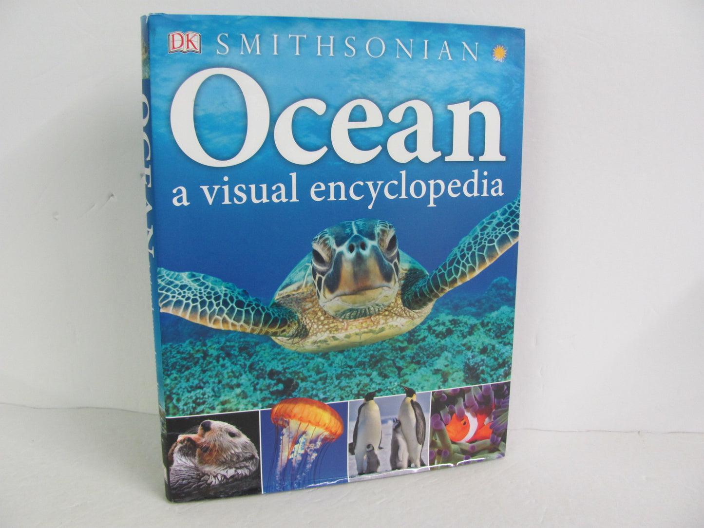 Ocean a Visual Encyclopedia Smithsonian Pre-Owned Ocean/Seashore Books