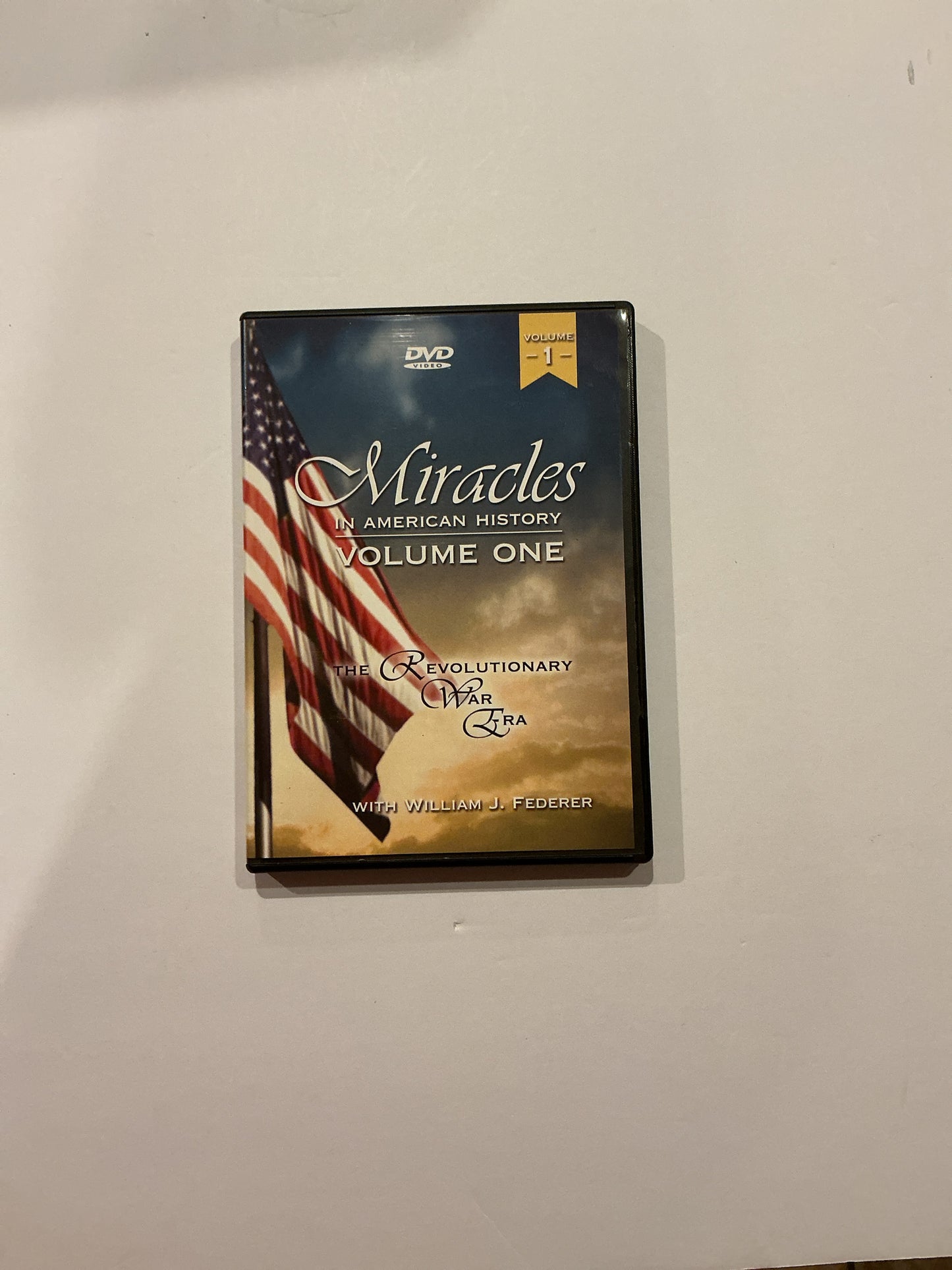 Miracles in American History Volume Amerisearch DVD Pre-Owned Miscellaneous