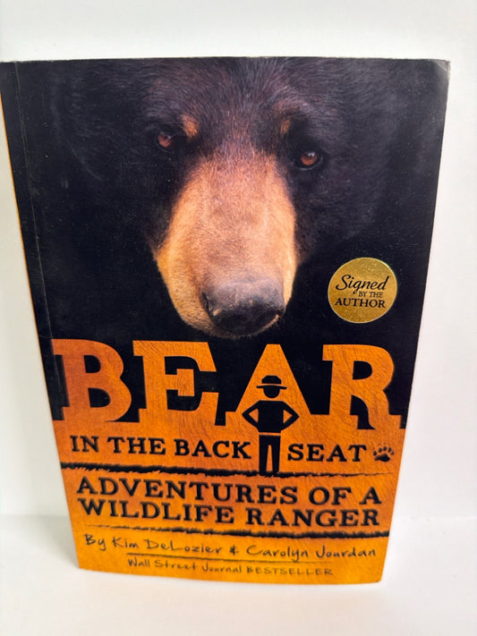 Bear in the Back Seat Pre-Owned Kim DeLozier & Carolyn Jourdan Nonfiction