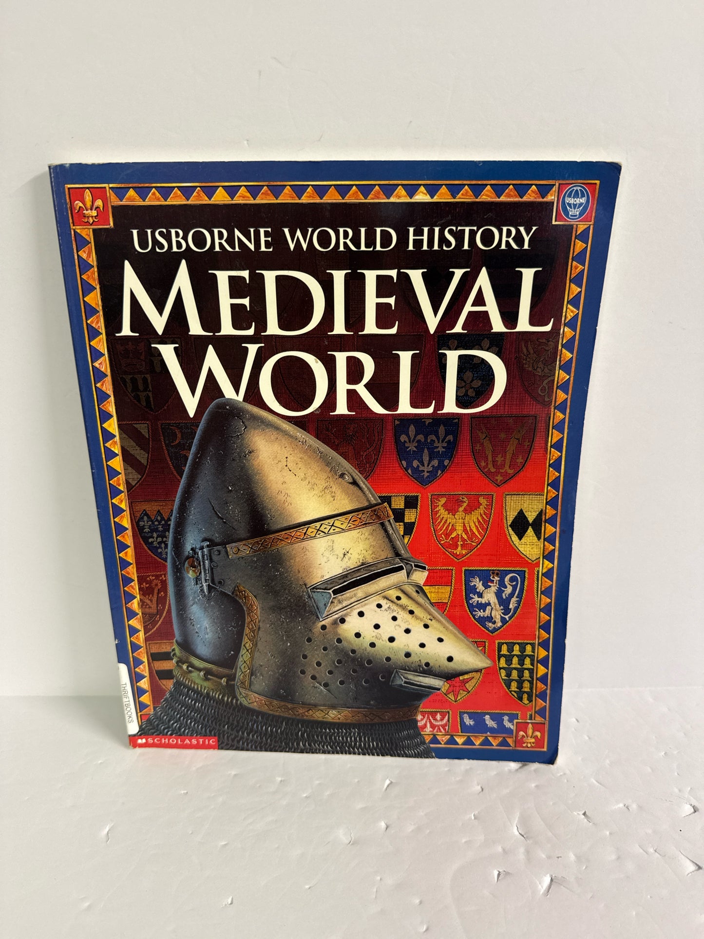 Medieval World Usborne Pre-Owned Elementary World History