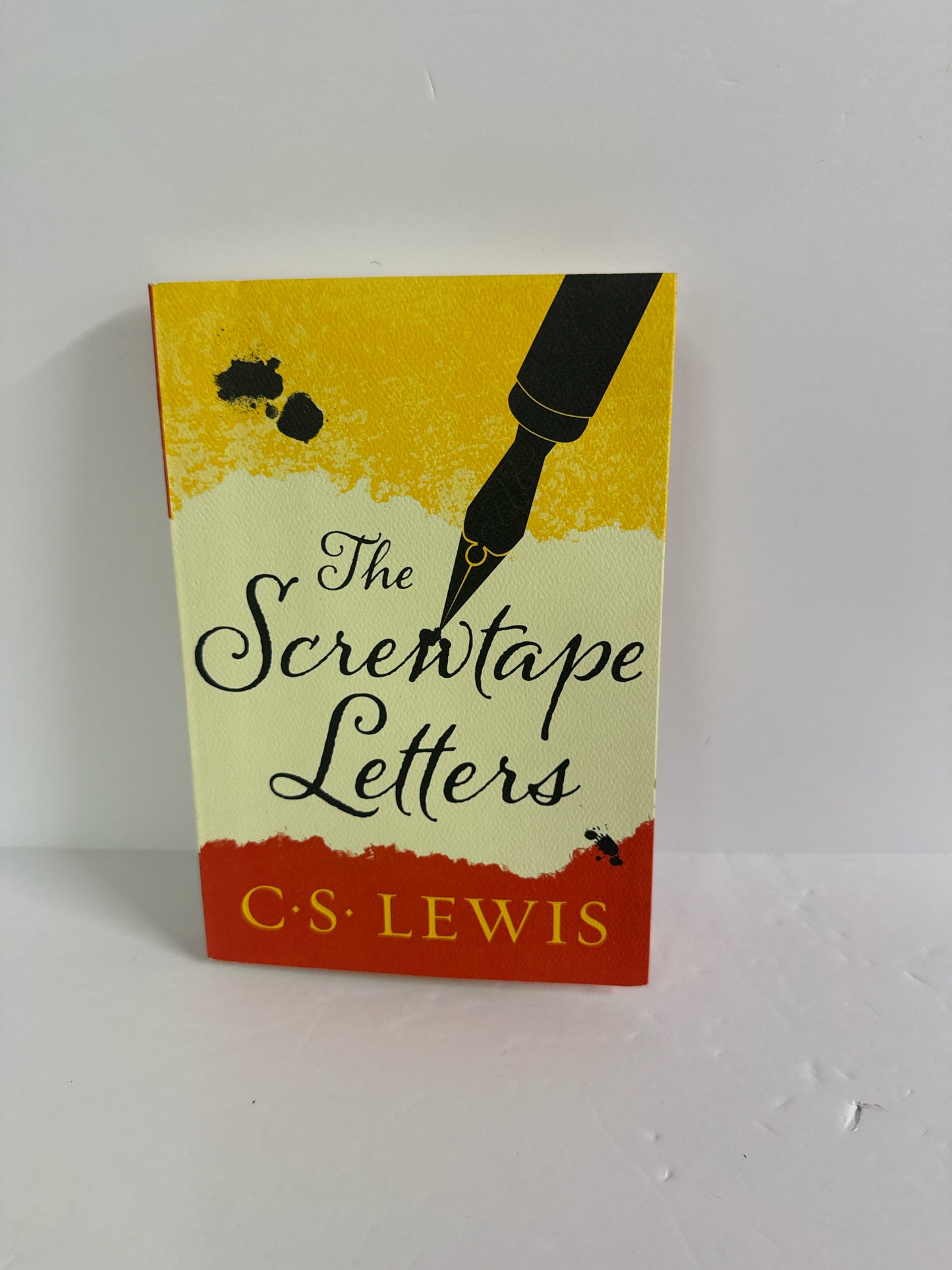 The Screwtape Let Harper One Pre-Owned C. S. Lewis Elementary Fiction Books