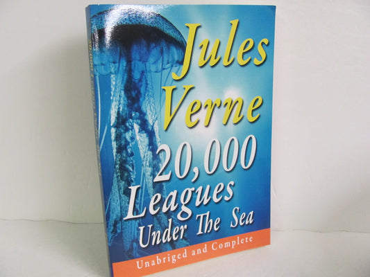 20,000 Leagues Under the Sea Seven Treasures Pre-Owned Verne Fiction Books