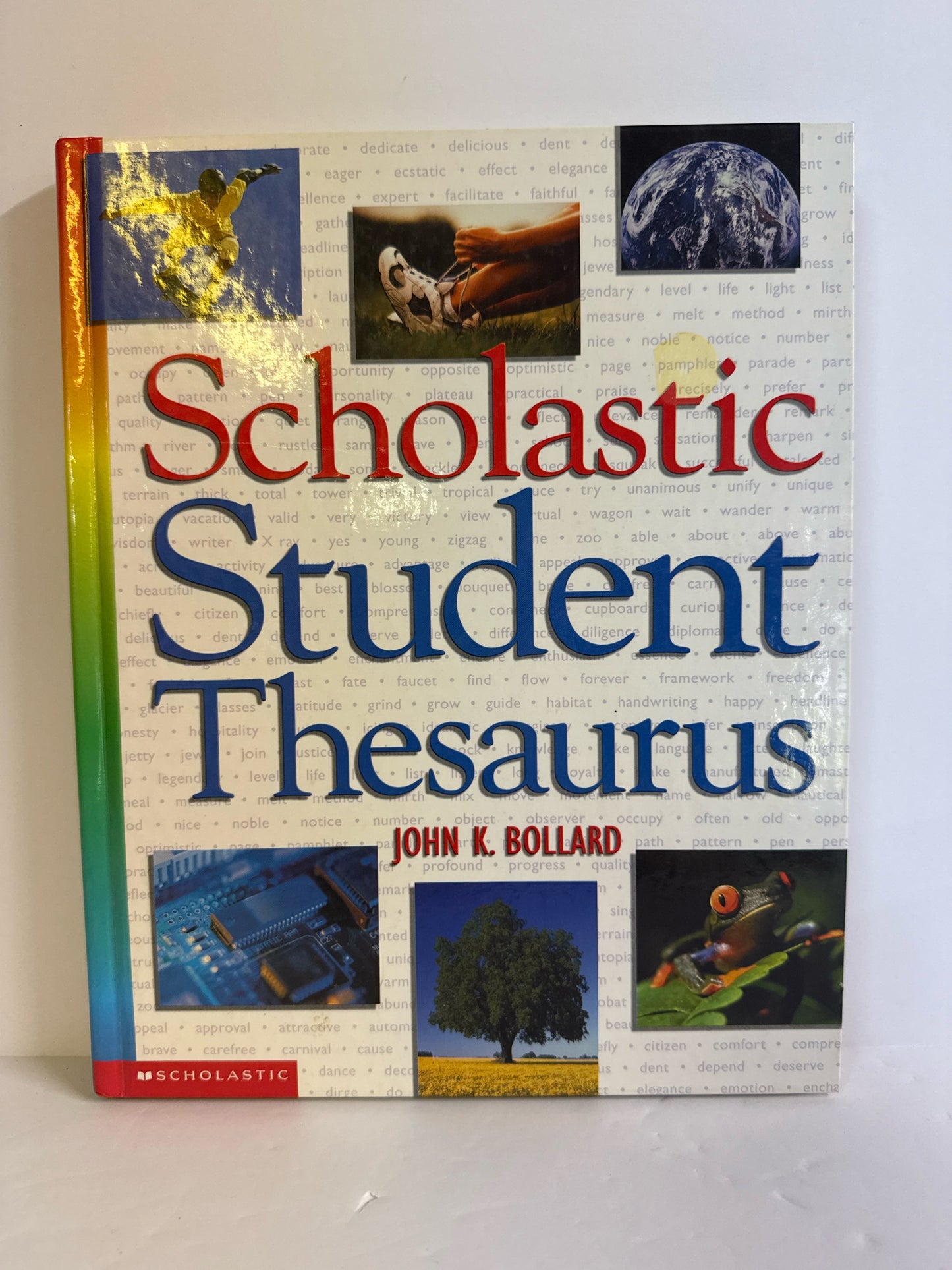 Student Thesaurus Scholastic Pre-Owned Dictionaries