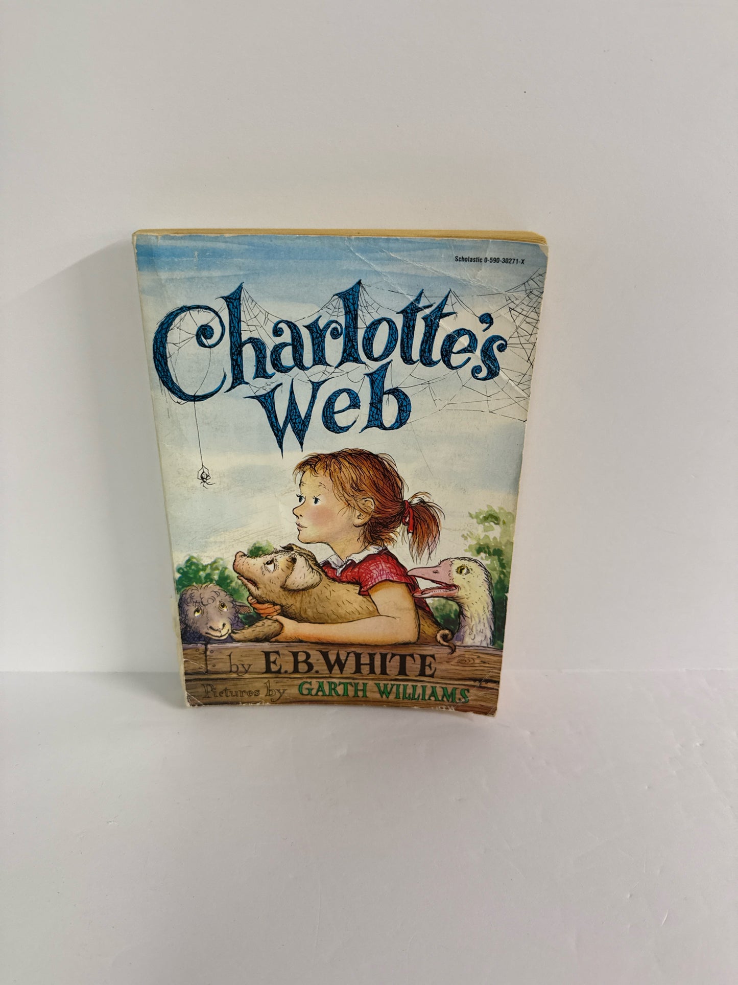 Charlotte's Web Scholastic Pre-Owned E. B. White Fiction