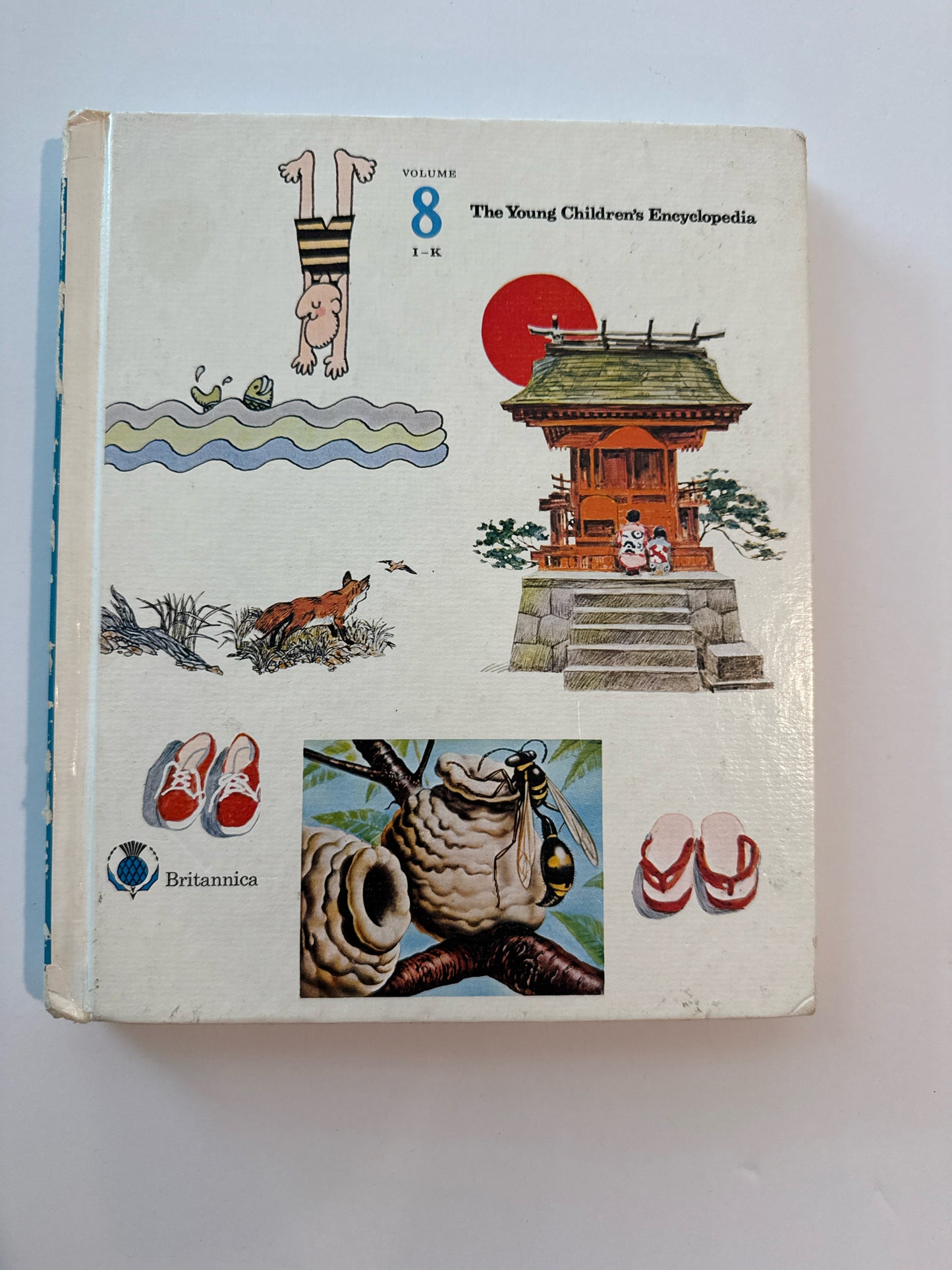 The Young Children's Encyclopedia Britannica Pre-Owned Reference Books