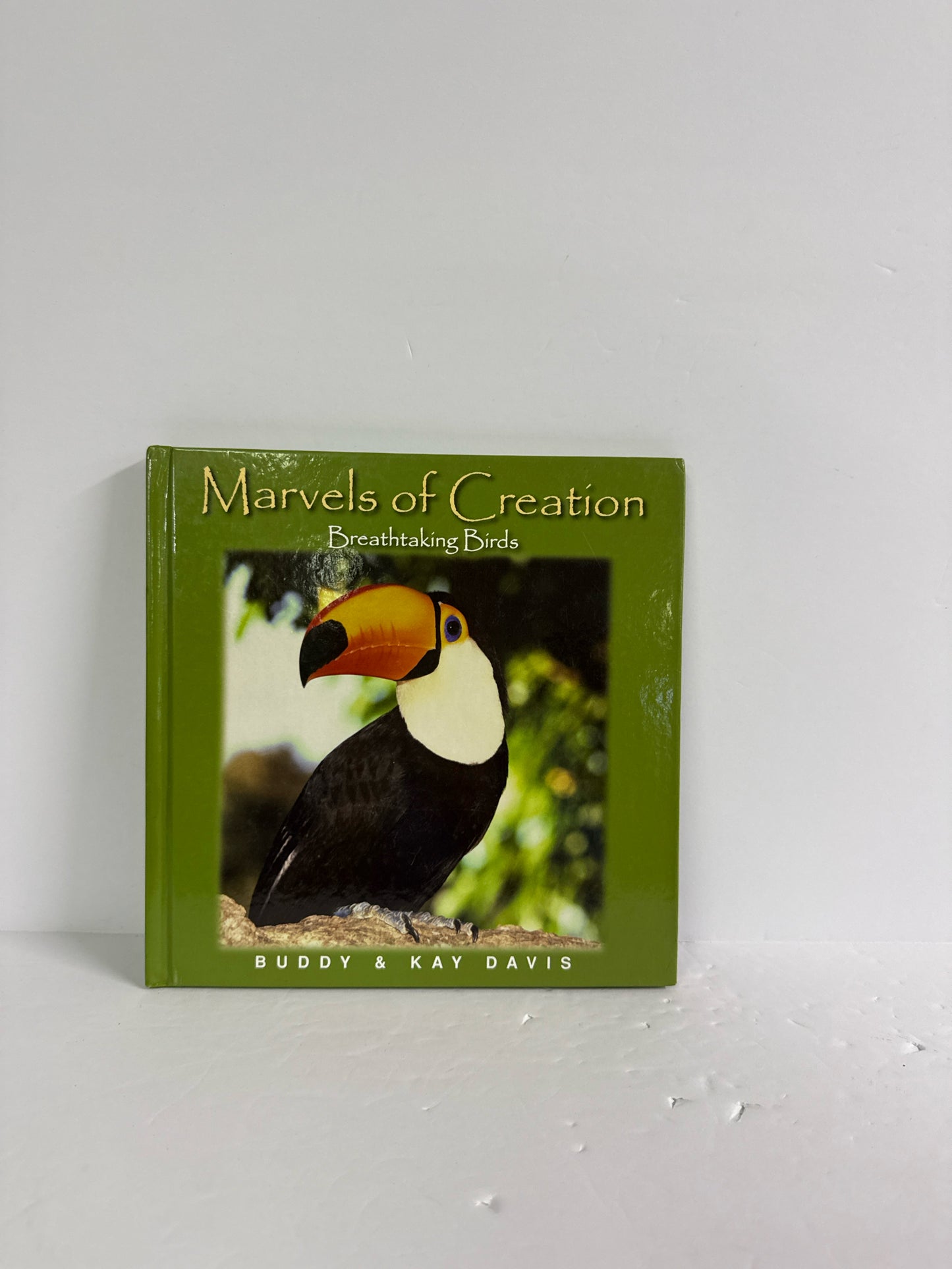Breathtaking Birds MasterBooks Pre-Owned Buddy & Kay Davis Science Textbooks