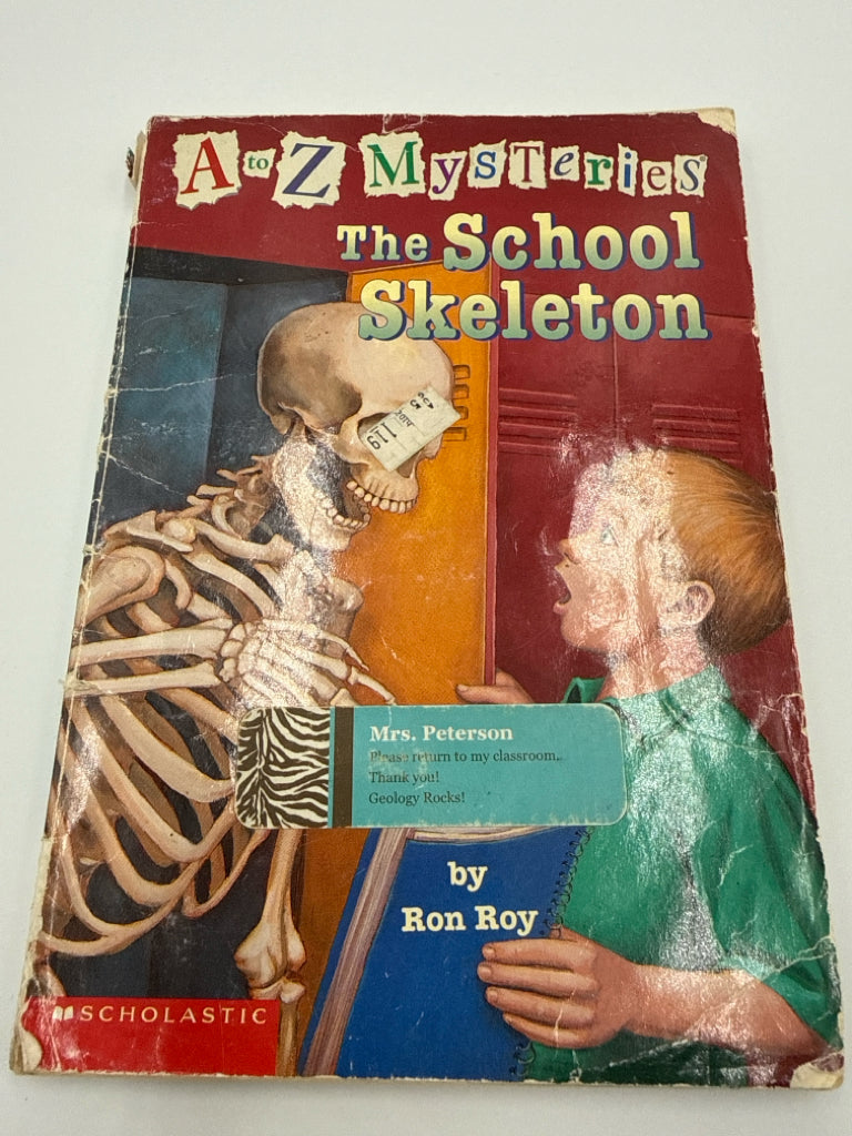 The School Skeleton Ron Roy Scholastic Juvenile Books