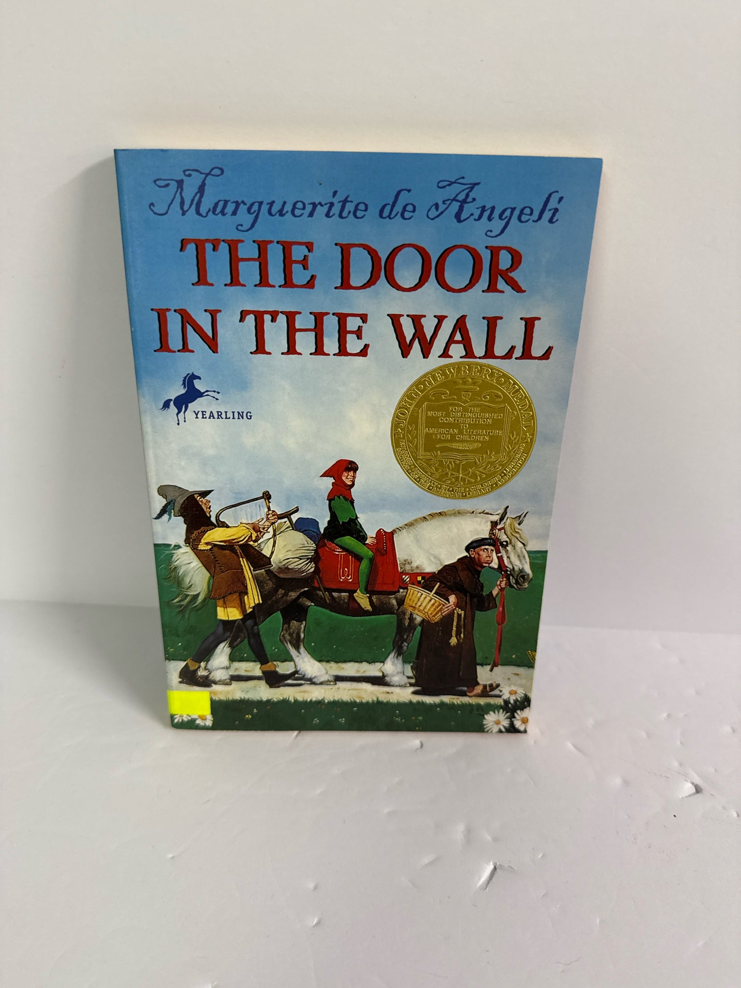 The Door in the Wall Yearling Pre-Owned Marguerite De Angeli Fiction Books