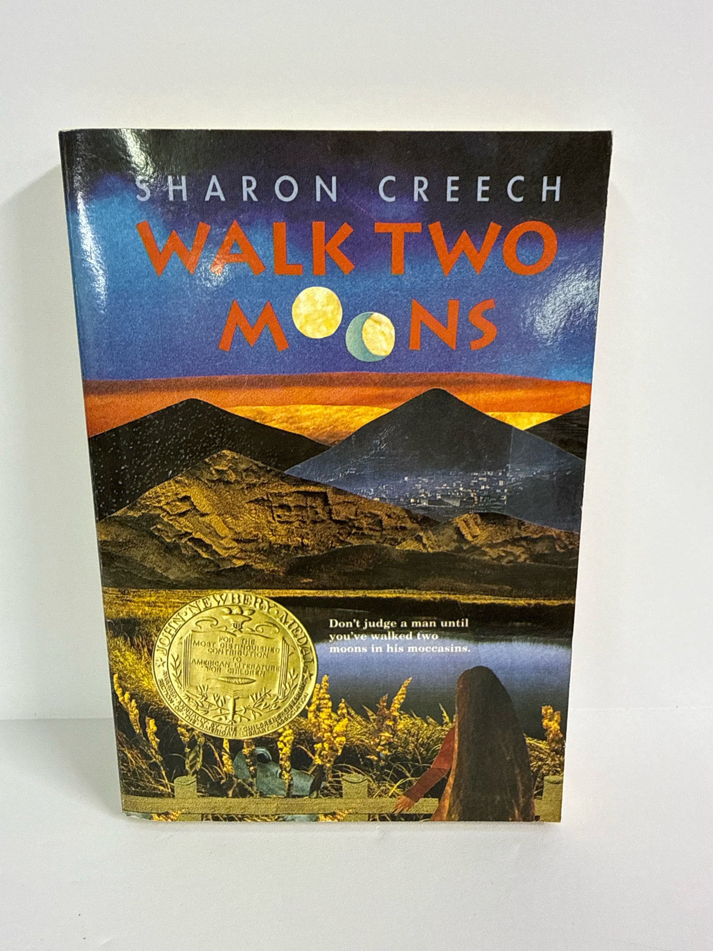 Walk Two Moons Scholastic Pre-Owned Sharon Creech Middle School Fiction Books