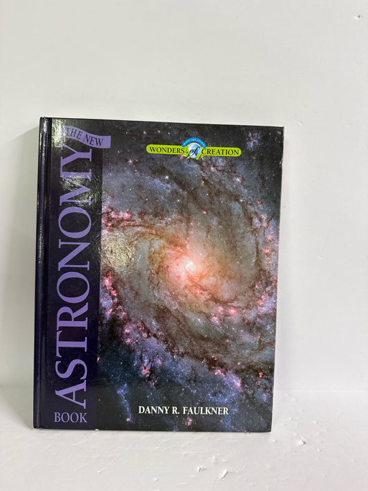 The New Astronomy Book MasterBooks Student Text  Pre-Owned Science Textbooks