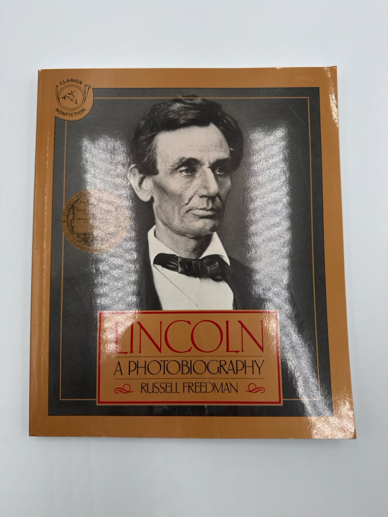 Lincoln A Photobiography Clarion Books Pre-Owned American History