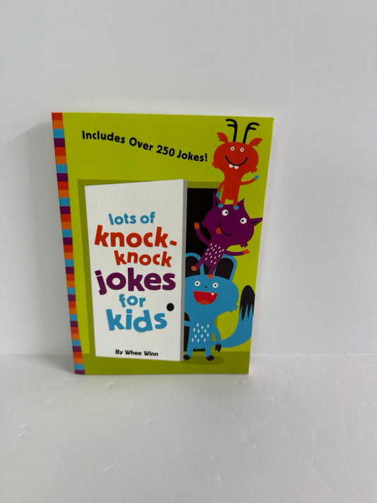 Lots of Knock-Knock Jokes For Kids Whee Winn Zonderkidz- Juvenile Books