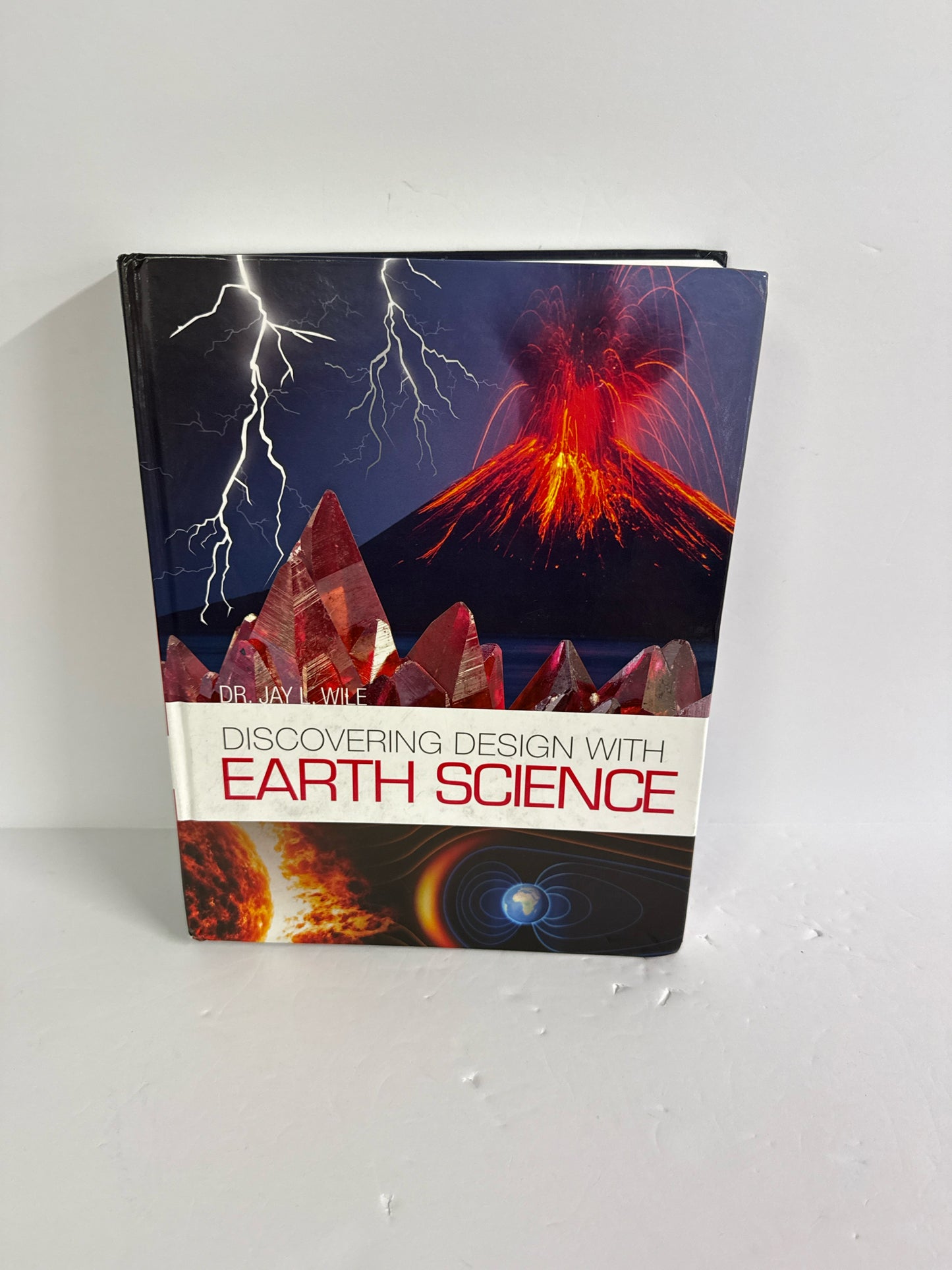 Discovering Design with Earth Scien Berean Builders 8th Grade Science Textbooks