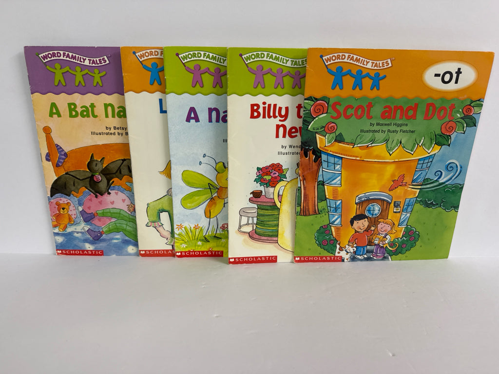 Word Family Tales Scholastic Set  Pre-Owned Elementary Reading Textbooks