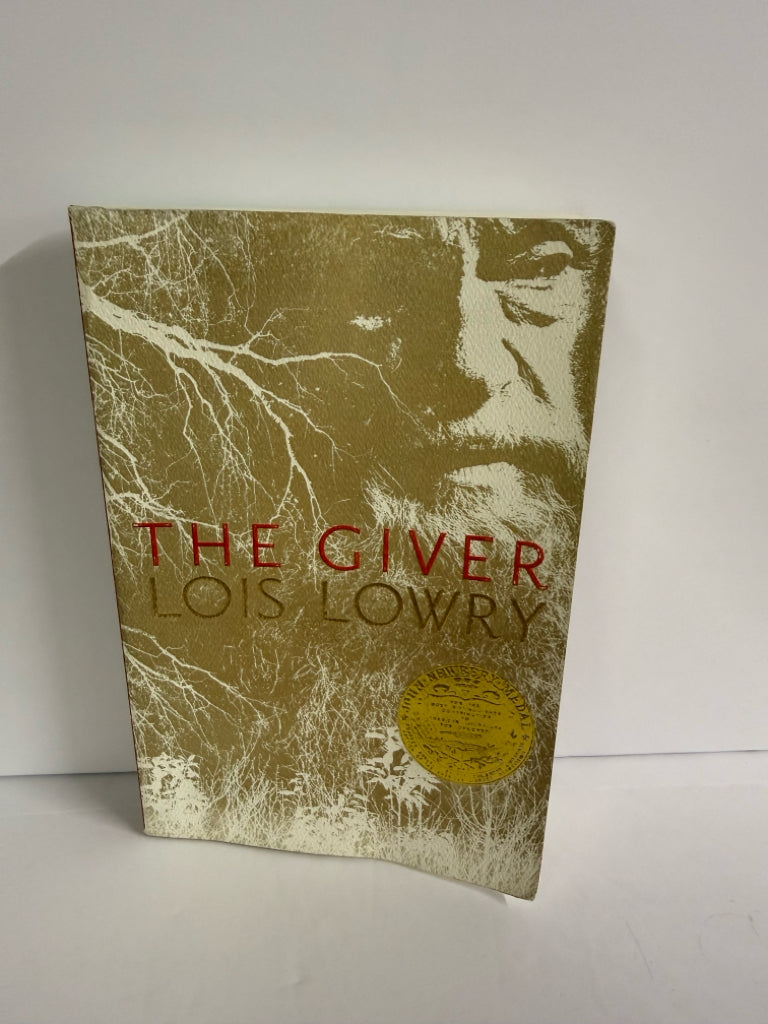 The Giver Houghton Mifflin Pre-Owned Lois Lowry Fiction Books