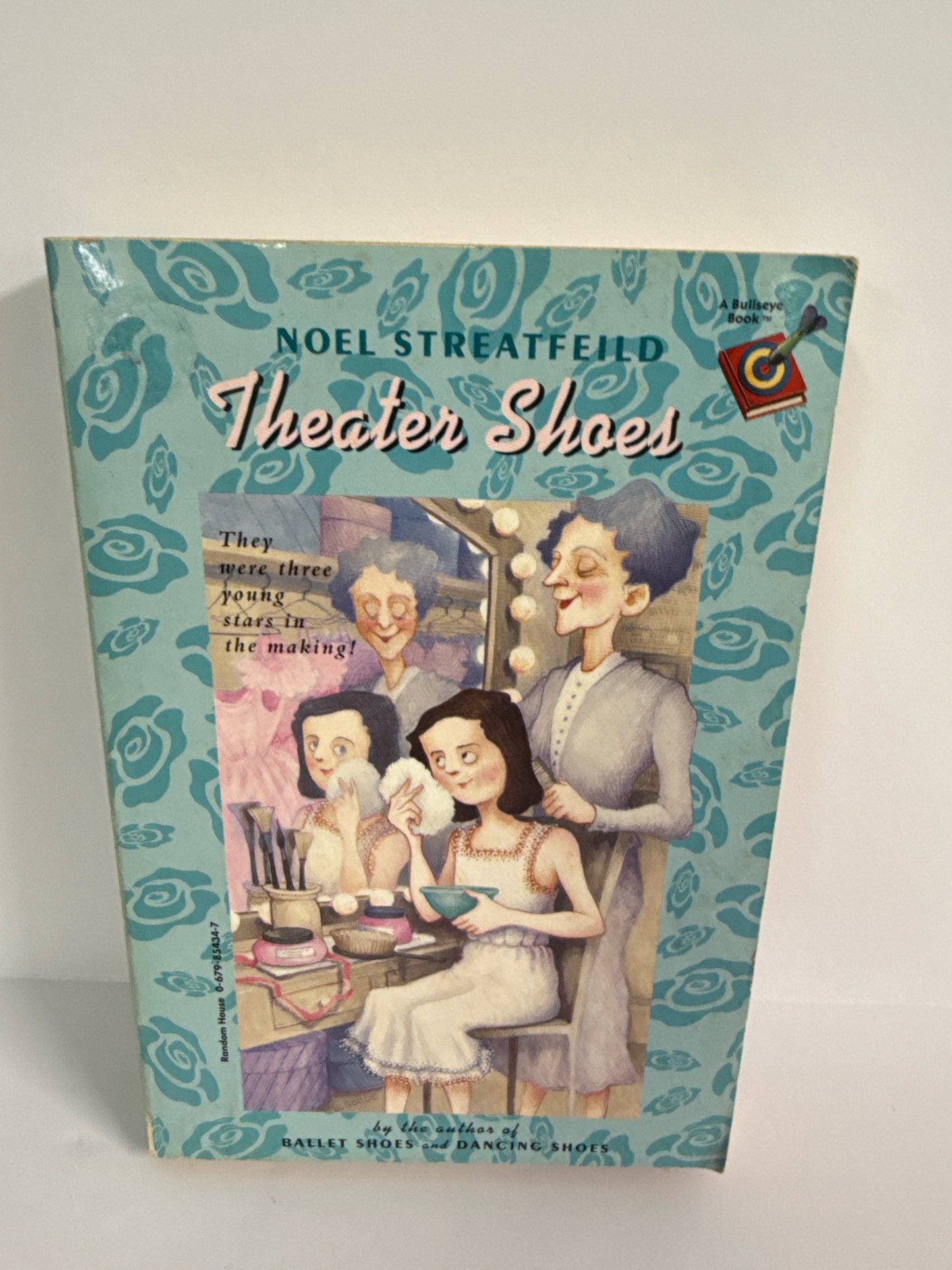 Theater Shoes Bullseye Books Pre-Owned Noel Streatfeild Fiction Books