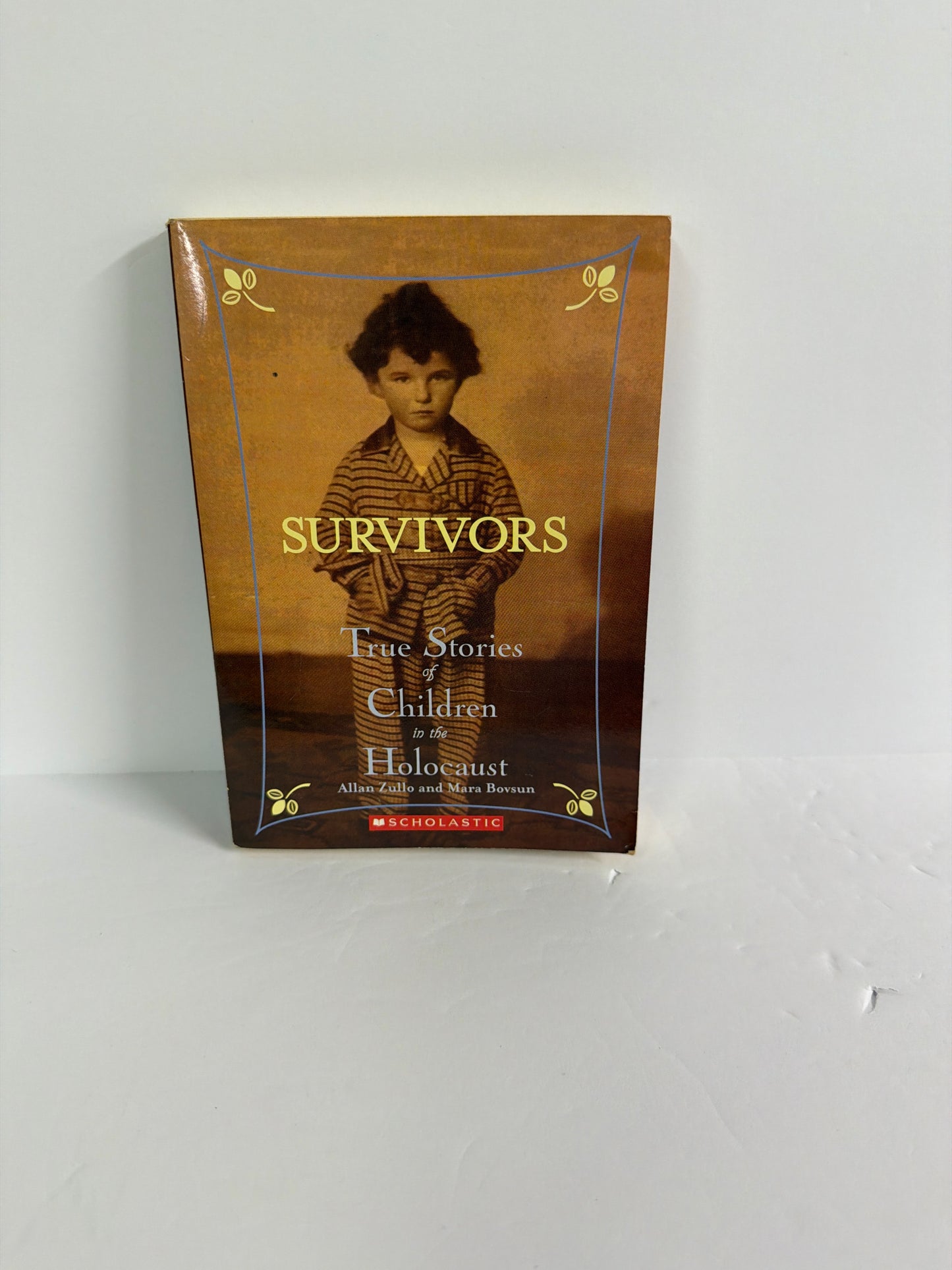 Survivors Scholastic Pre-Owned Zullo Upper Elementary Nonfiction Books