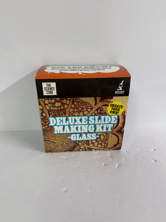 Deluxe Slide Making Kit - Glass The Science Cube Pre-Owned Experiment Books