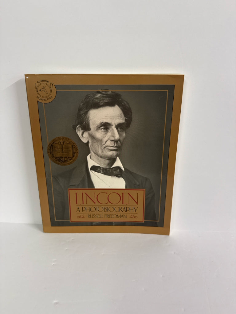 Lincoln A Photobiography Clarion Books Pre-Owned Russell Freedman Nonfiction