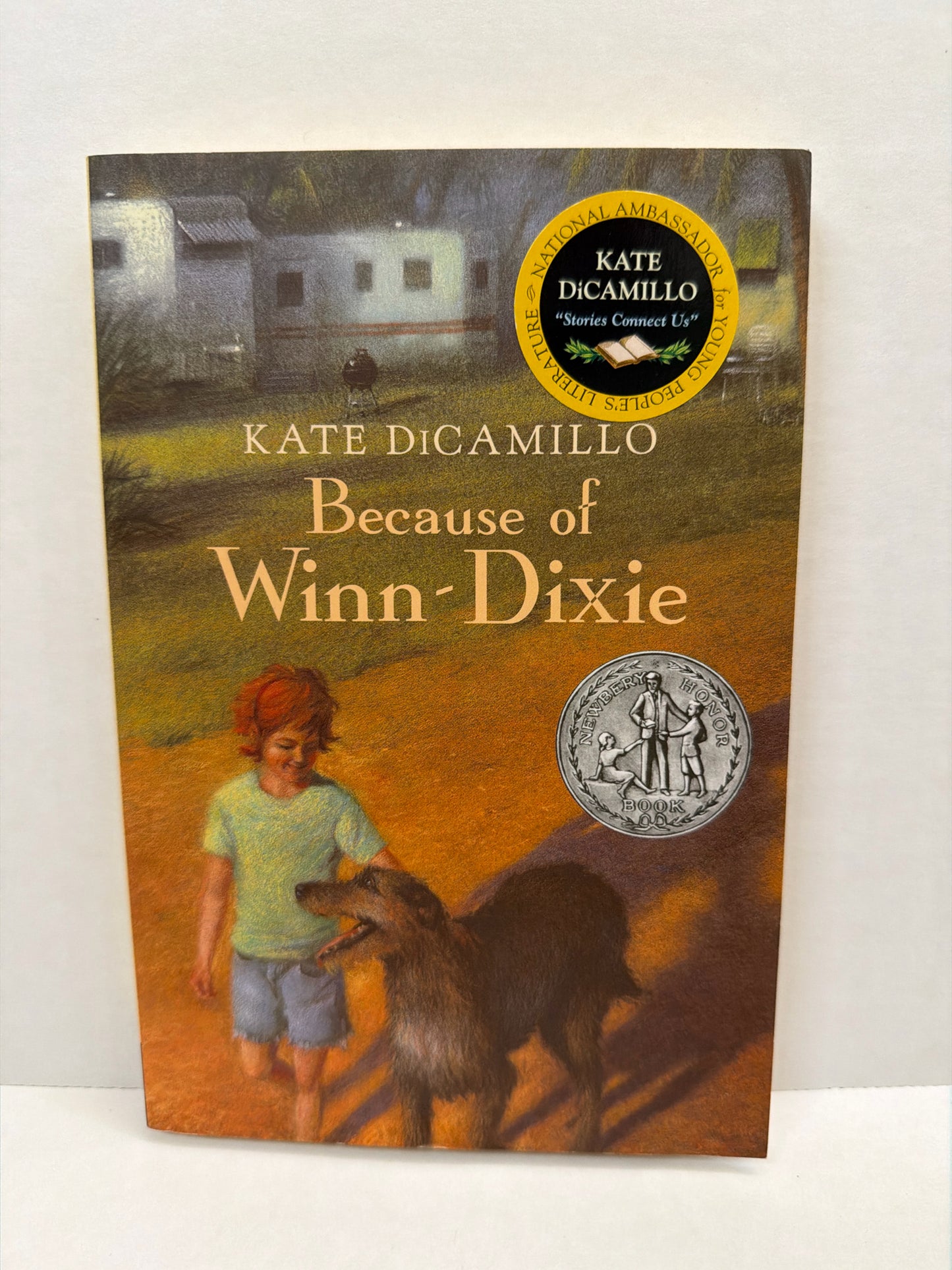 Because of Winn Dixie Candlewick Pre-Owned Kate DiCamillo Fiction Books