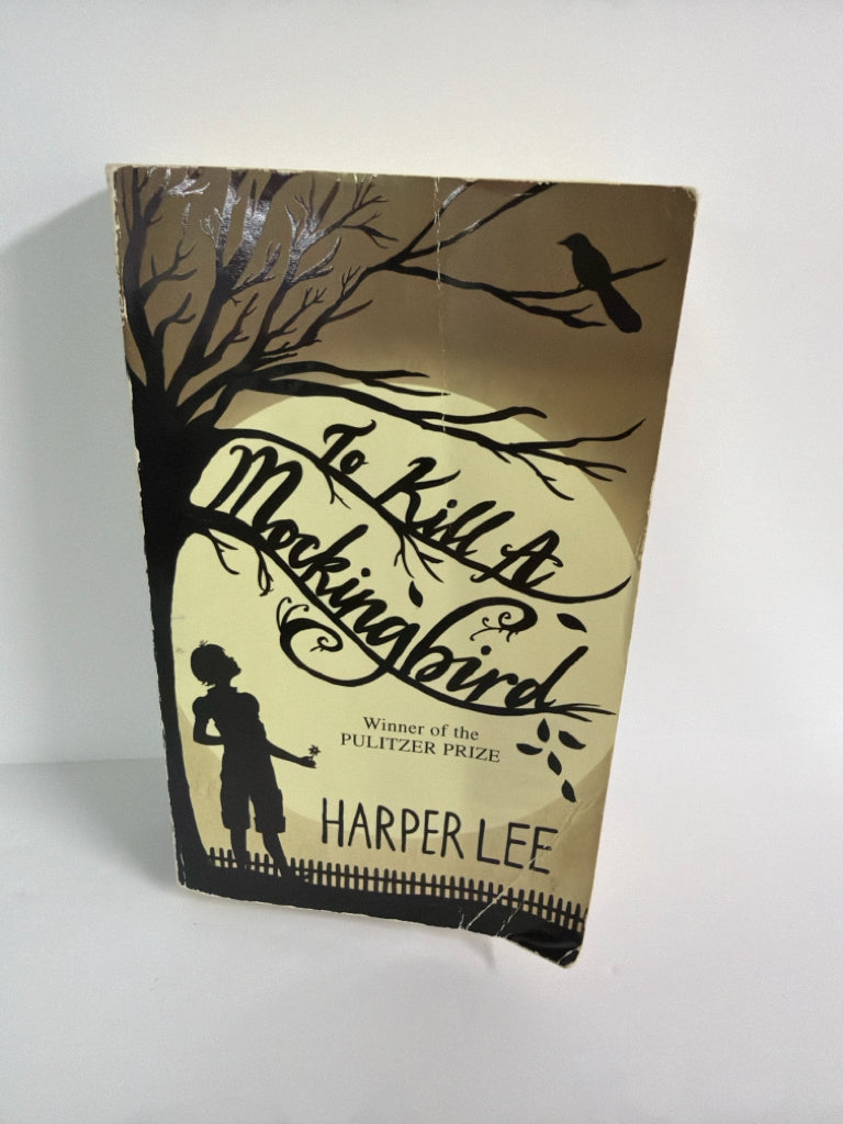 To Kill a Mockingbird Grand Central Pub Pre-Owned Harper Lee Fiction Books