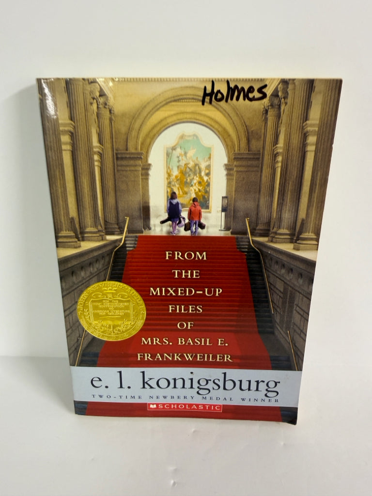 From the Mixed Up Files Scholastic Handbook  Pre-Owned Fiction Books