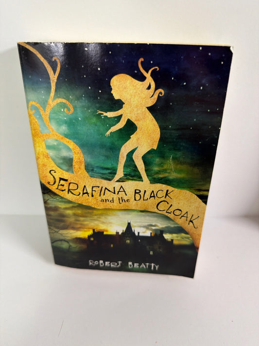 Serafina and the Black Cloak Scholastic Pre-Owned Robert Beatty Fiction Books