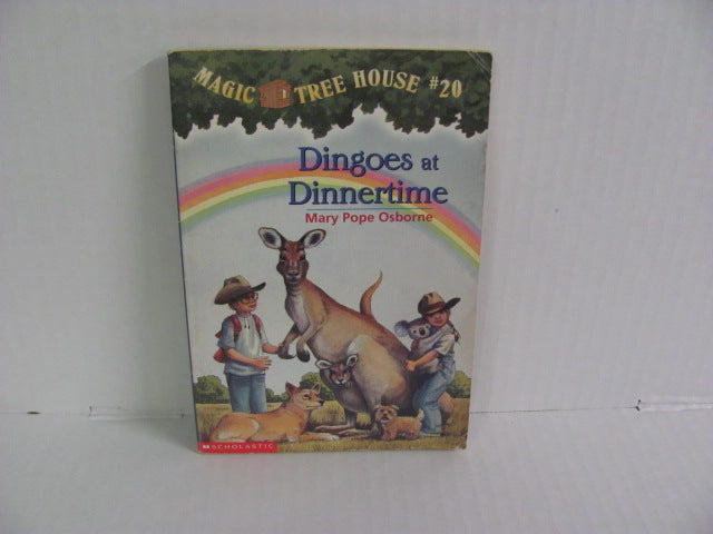 Dingoes at Dinnertime Random House Reader  Pre-Owned The Magic Tree House